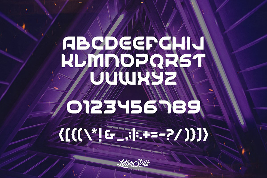 SpaceSurfer Display Font